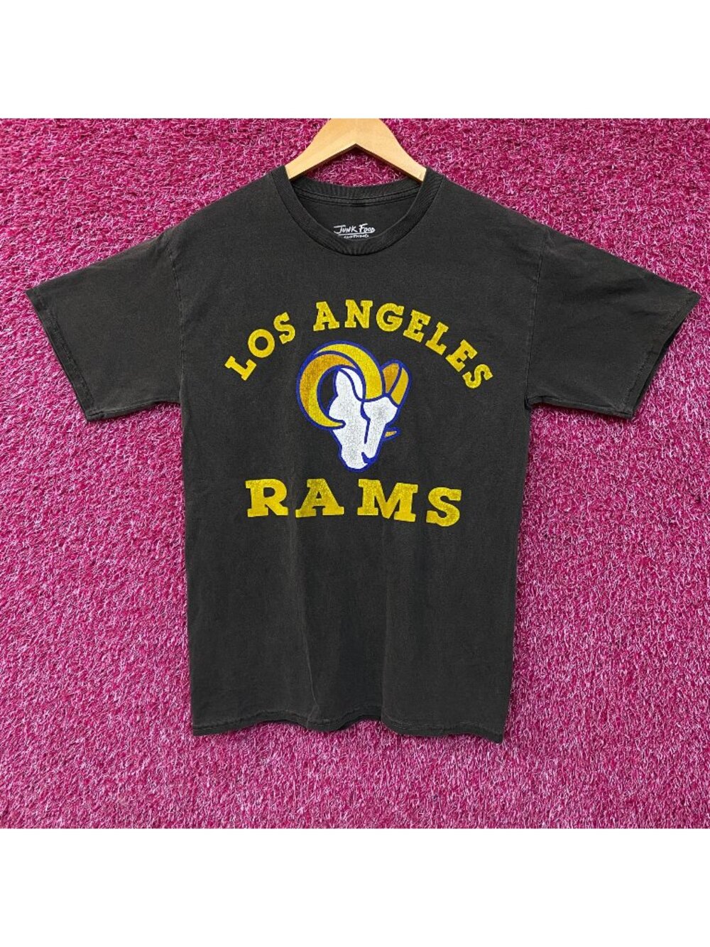 Junk Food Clothing Los Angeles Rams Graphic T-Shirt Small